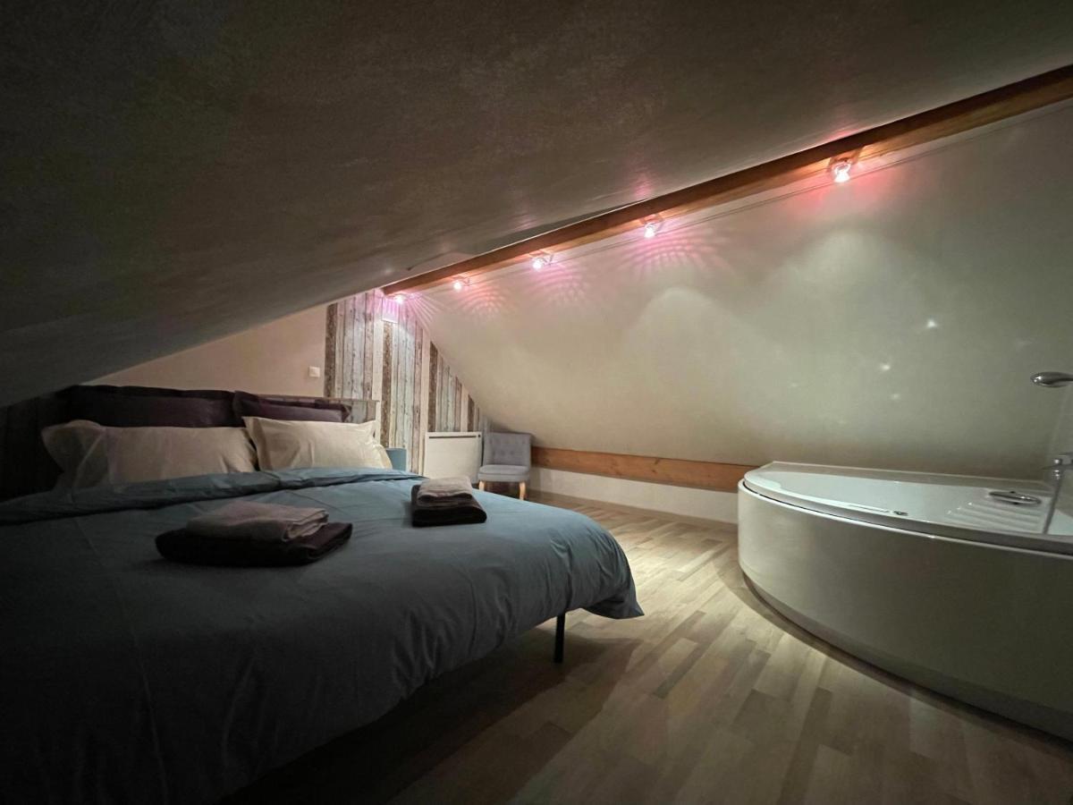 Le Nid D'Amour 2Pers / Wifi / Sauna Houssen Buitenkant foto